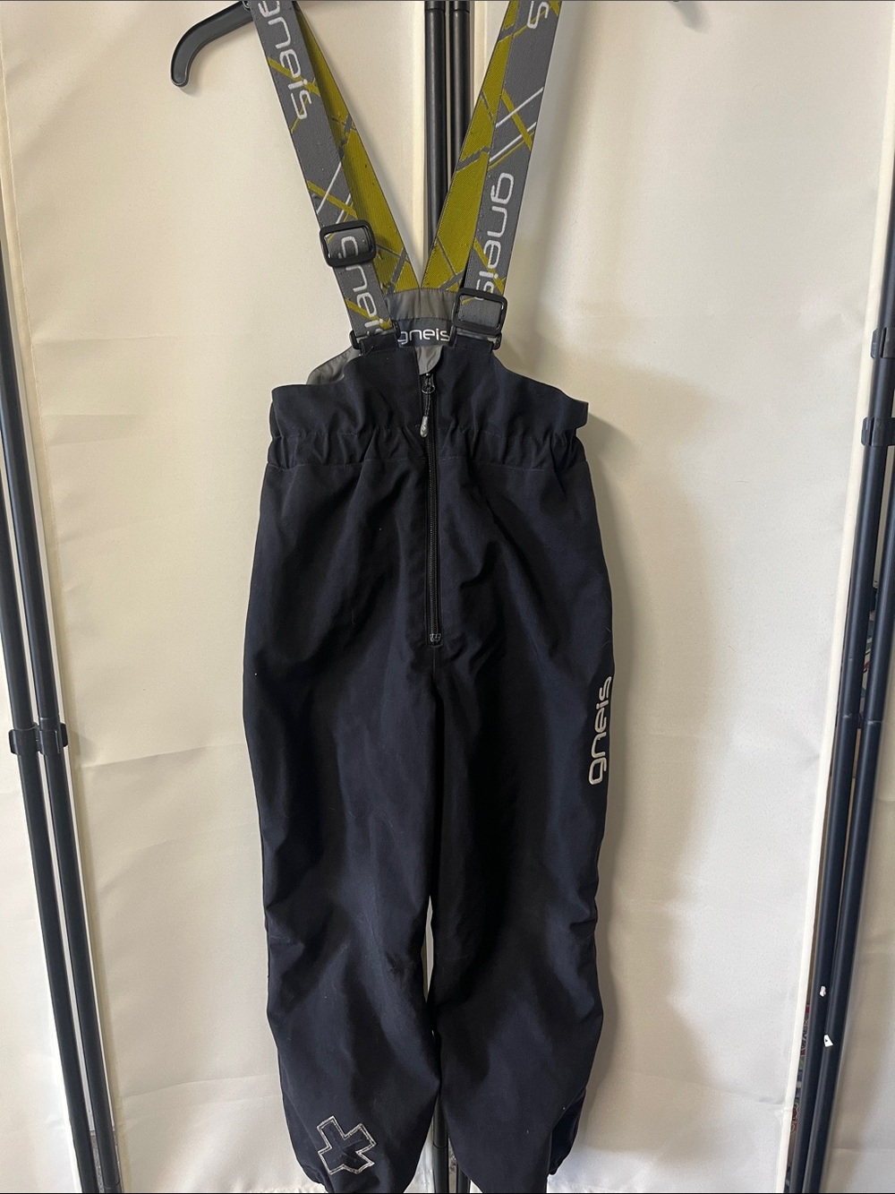 Gneis 128 cm Black Snow Overalls with Lime Suspenders